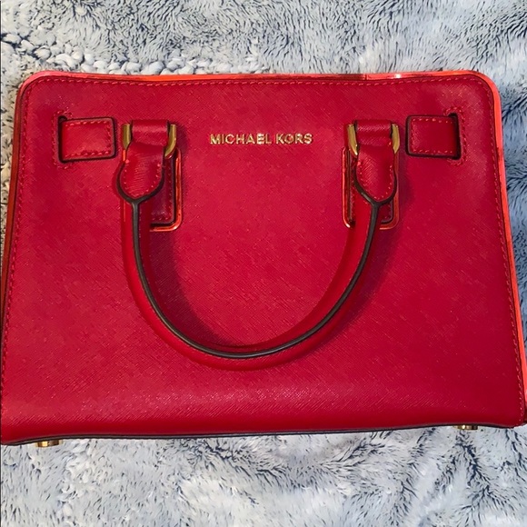 Authentic Michael Kors Hand/Shoulder Bag - Picture 2 of 8